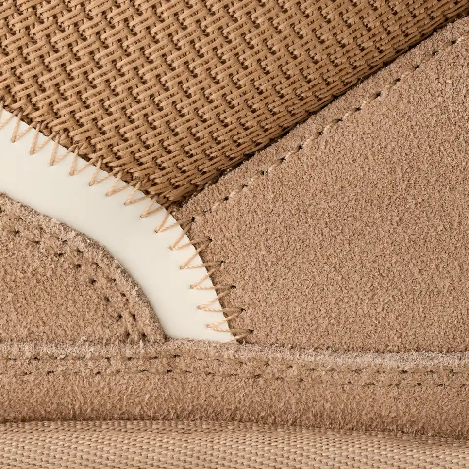 UGG Lowmel in Sand