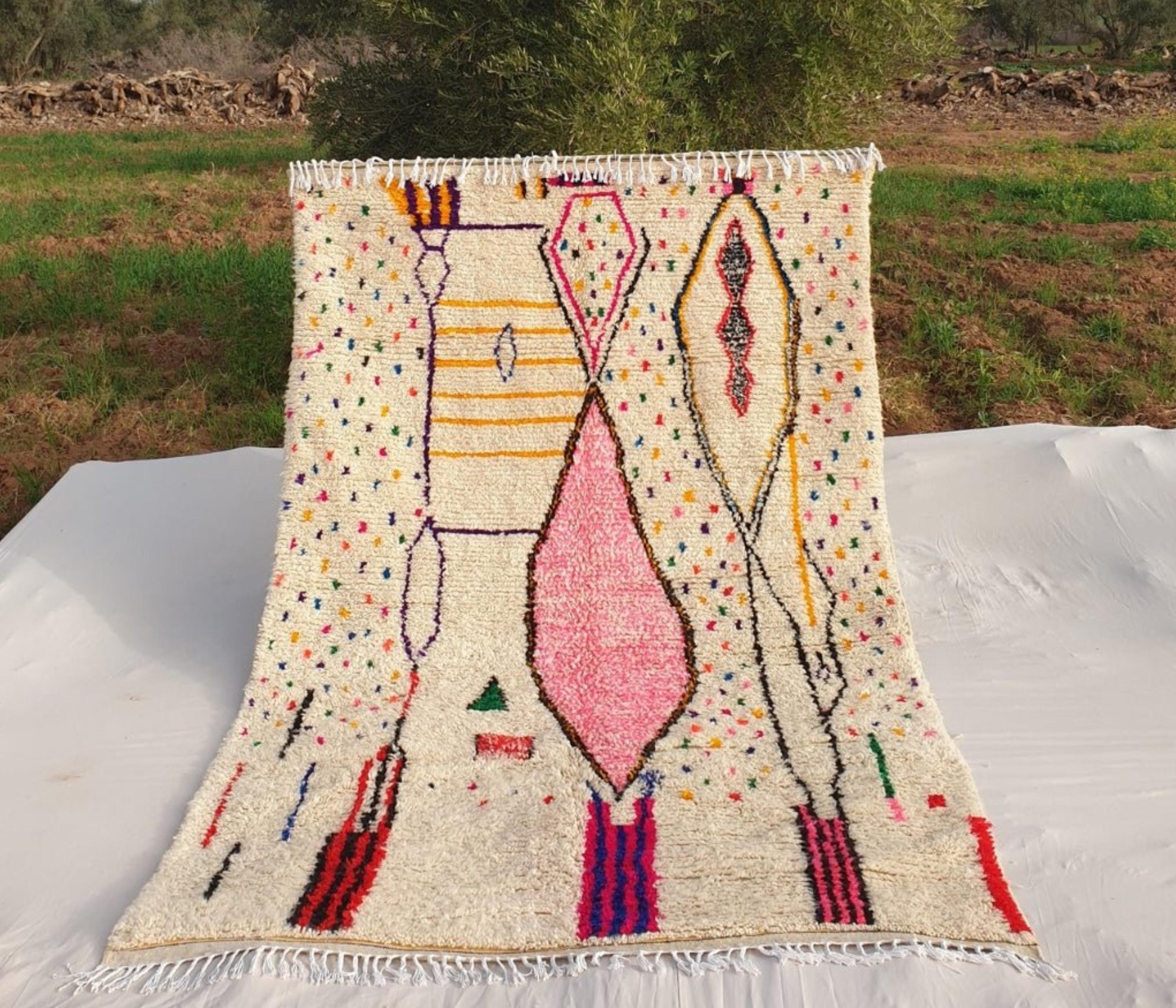 Handmade Beni Ourain Rug: Moroccan Wool Shag Carpet