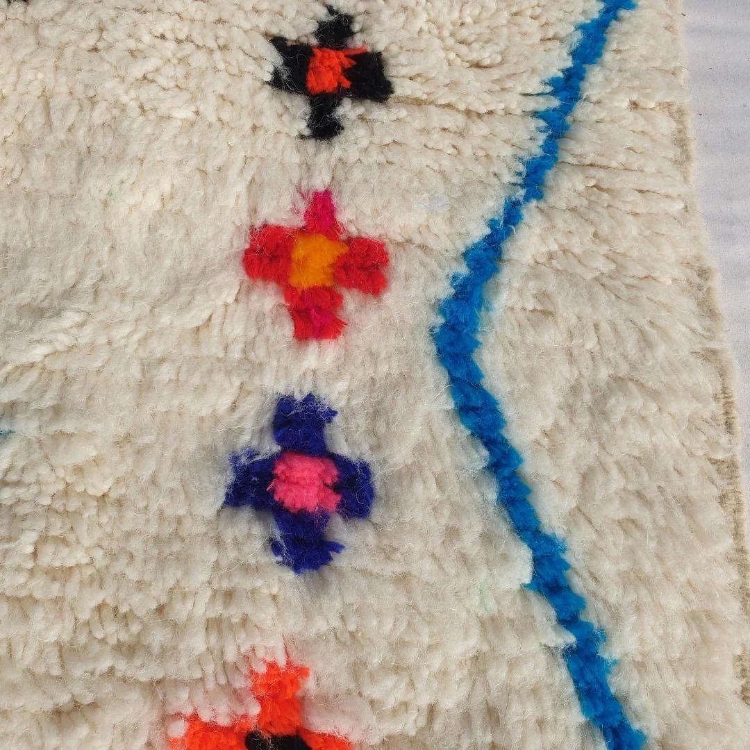 Handmade Moroccan Beni Ourain Rug: Shag Wool Berber Carpet