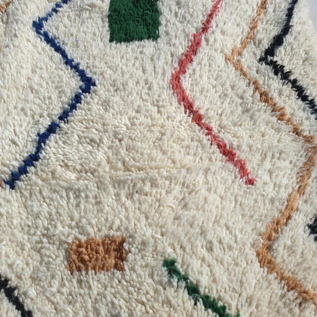 Handmade Beni Ourain Rug: Authentic Moroccan Berber Rug