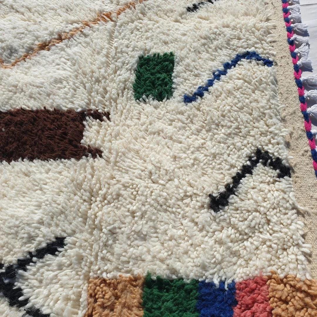 Handmade Beni Ourain Rug: Authentic Moroccan Berber Rug