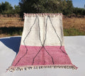 Handmade Wool Berber Rug: Moroccan Shag Style