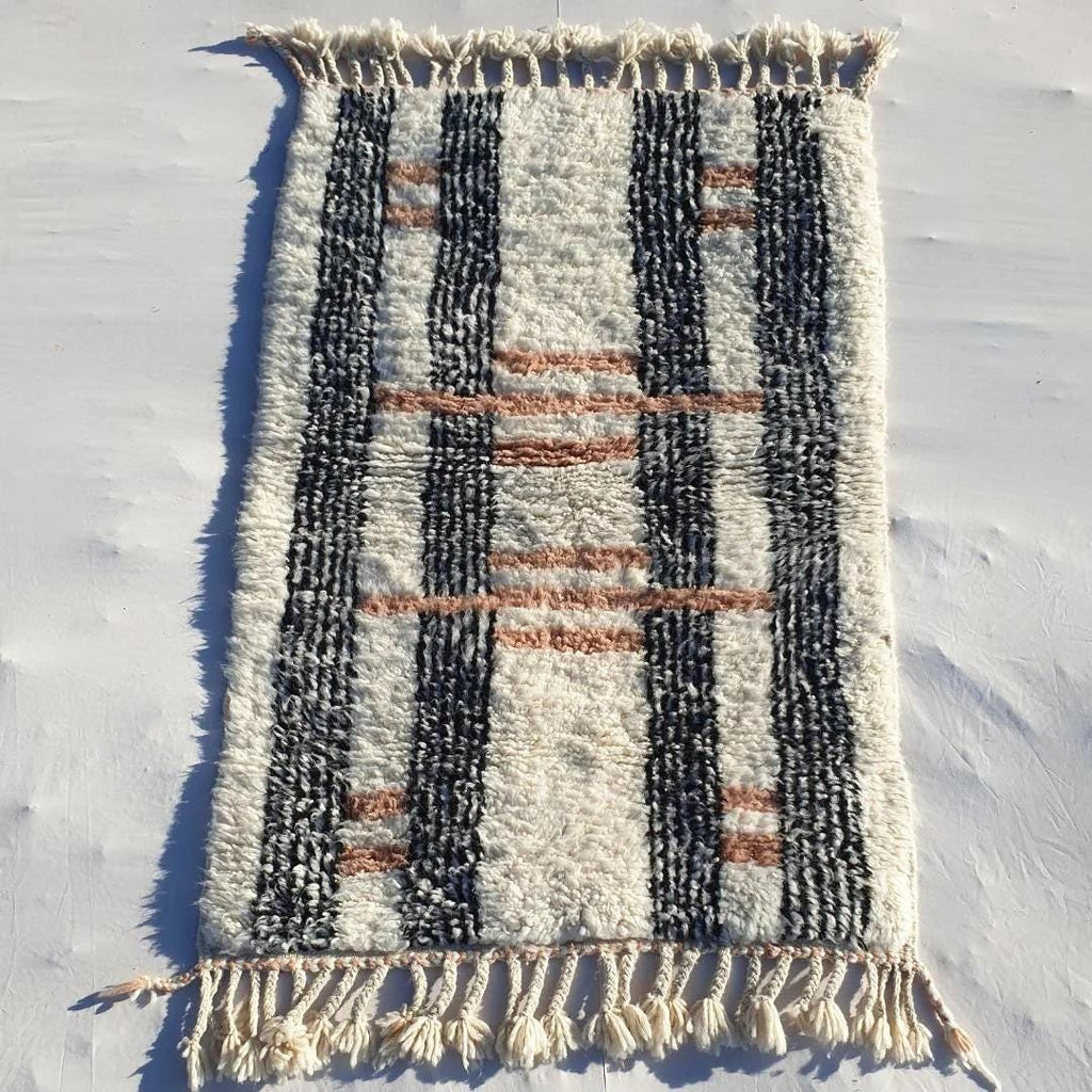 Handmade Beni Ourain Wool Rug: Neutral Berber Tribal Design