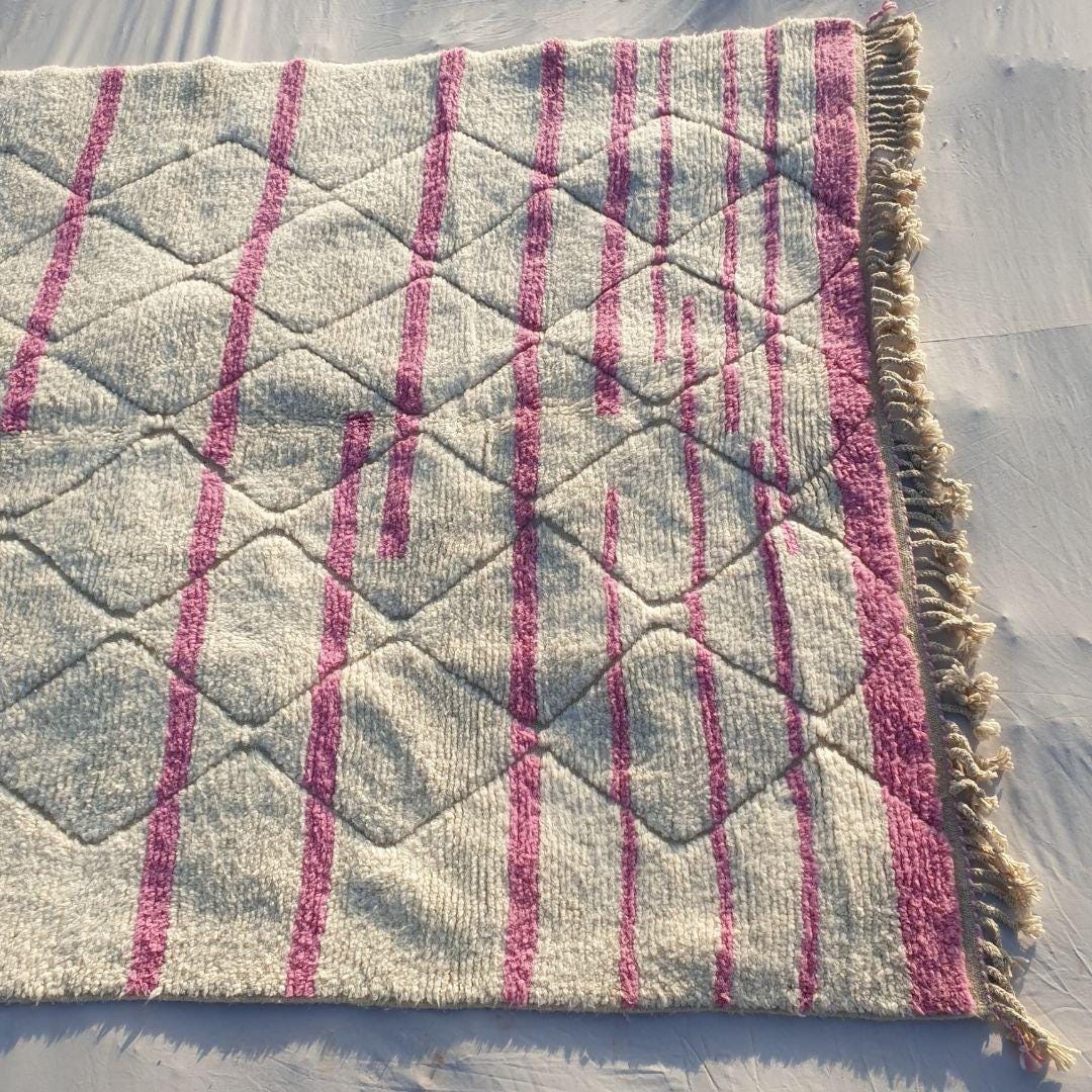 Mariam, White and Pink Moroccan Rug