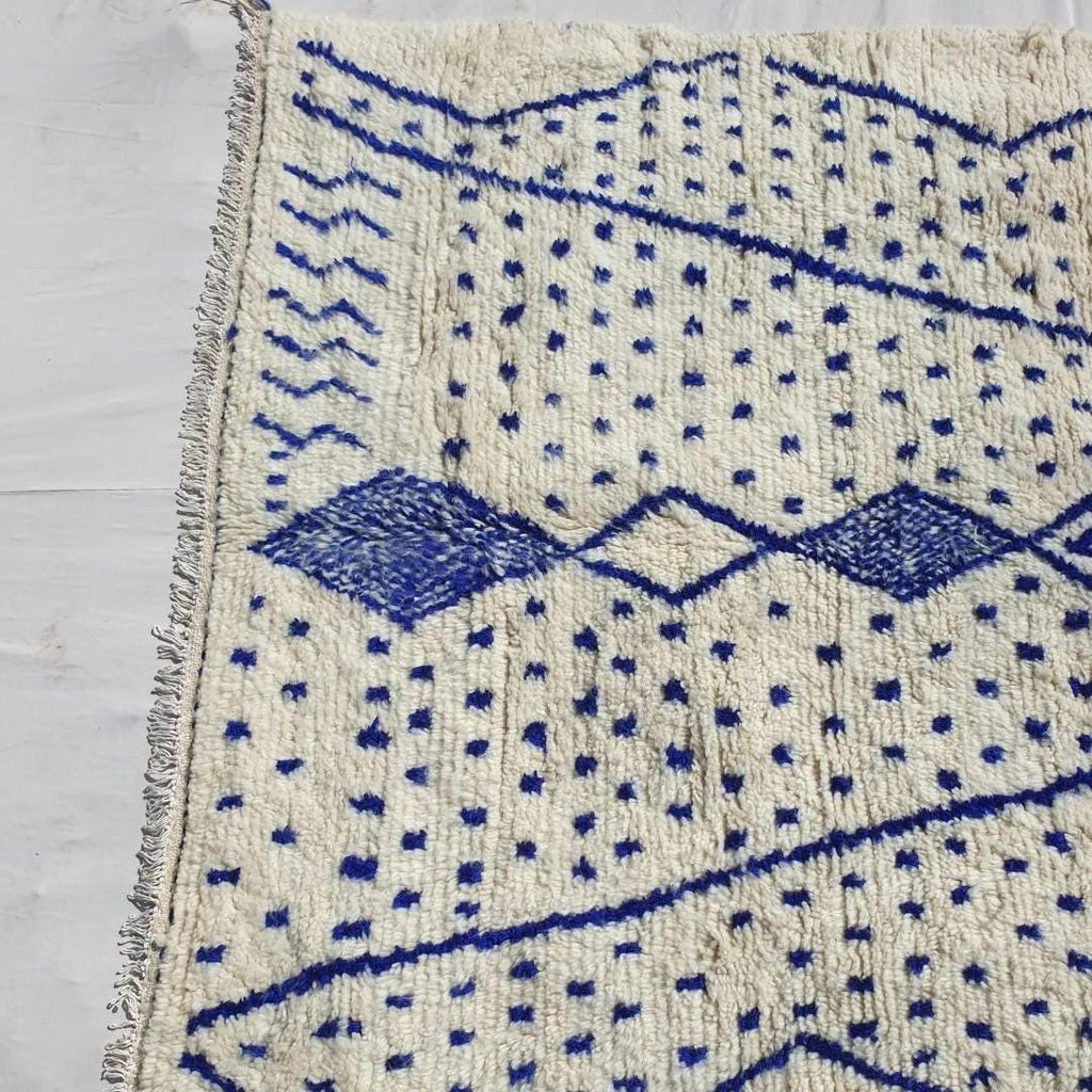 Handmade Wool Berber Rug: Moroccan Beni Ourain Shag Rug