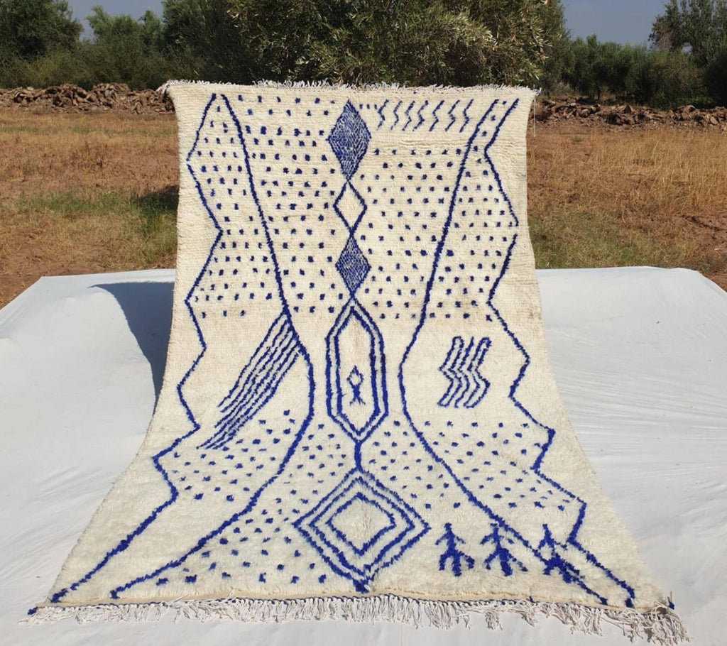 Handmade Wool Berber Rug: Moroccan Beni Ourain Shag Rug