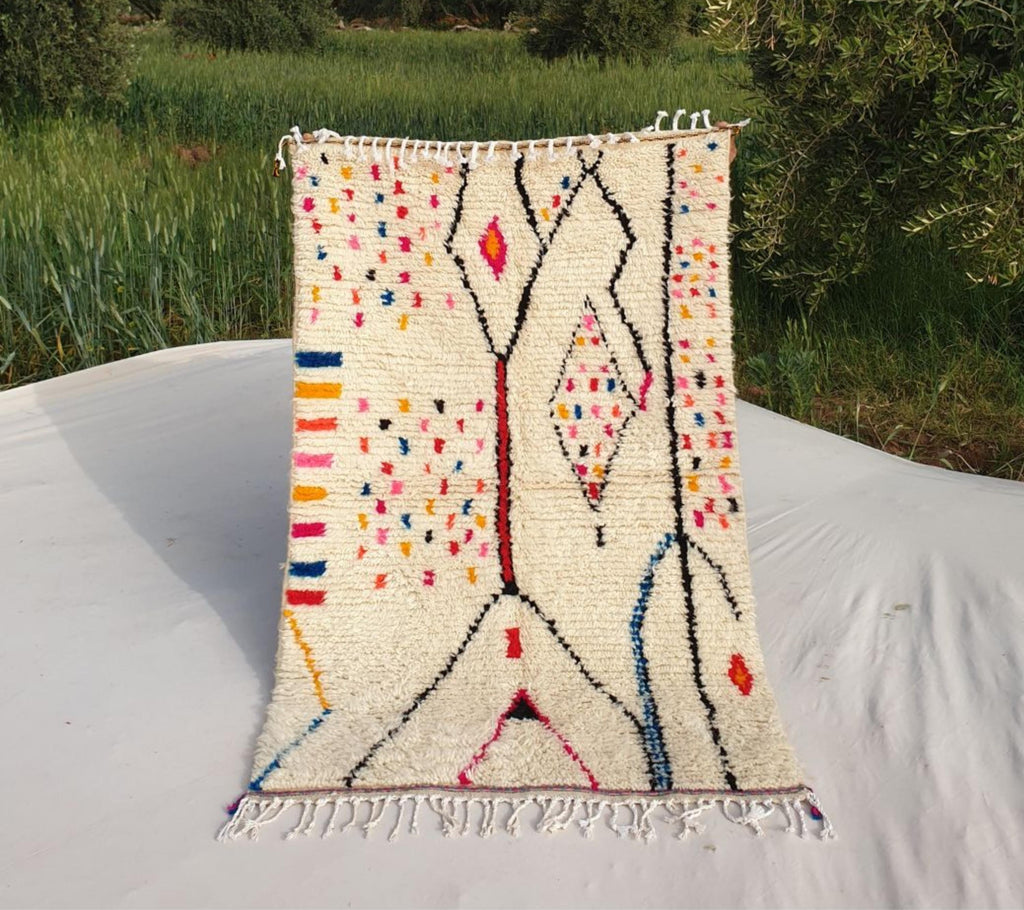 Handmade Beni Ourain Wool Rug: Authentic Shaggy Berber Carpet