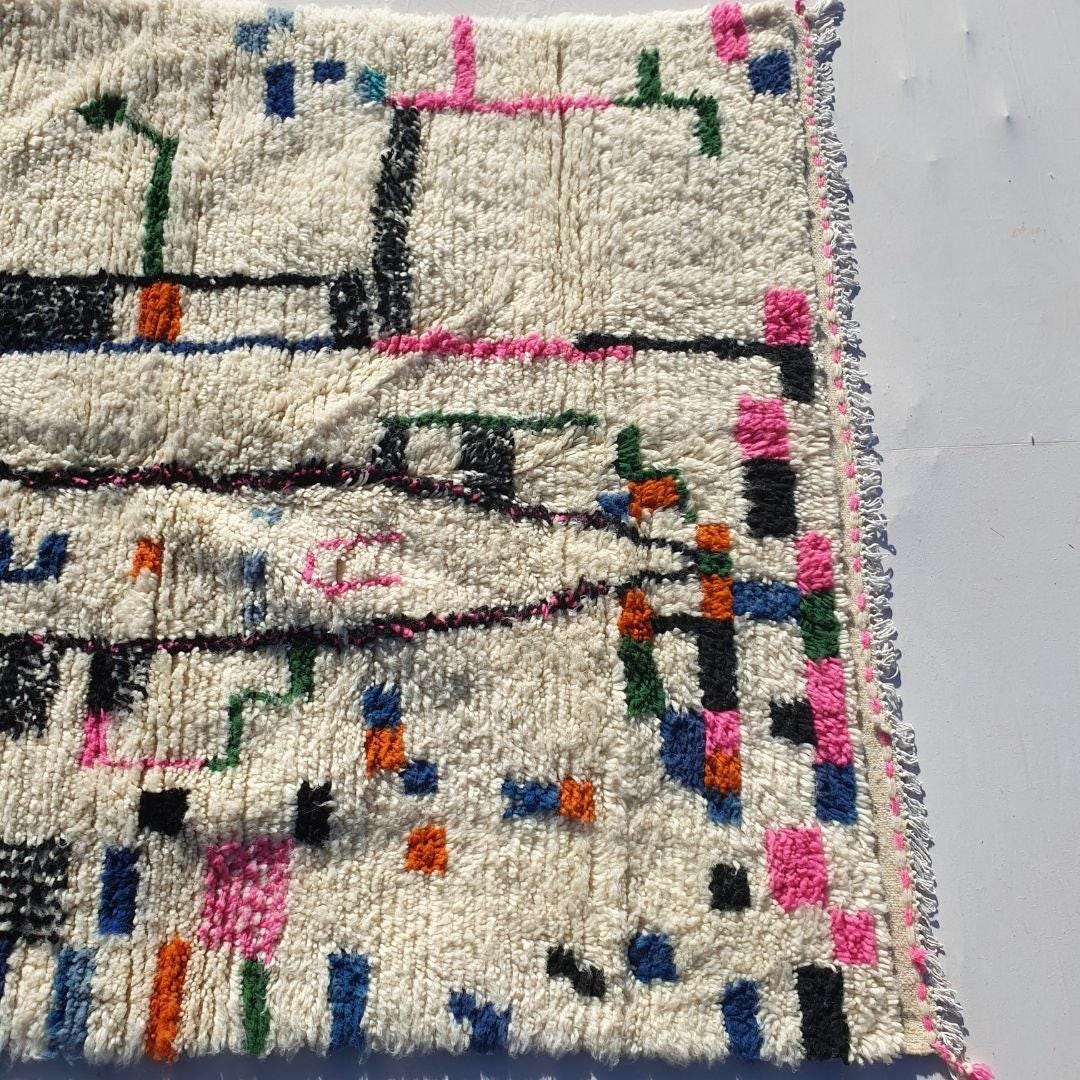 Handmade Azilal Berber Rug: Moroccan Wool Shaggy Carpet