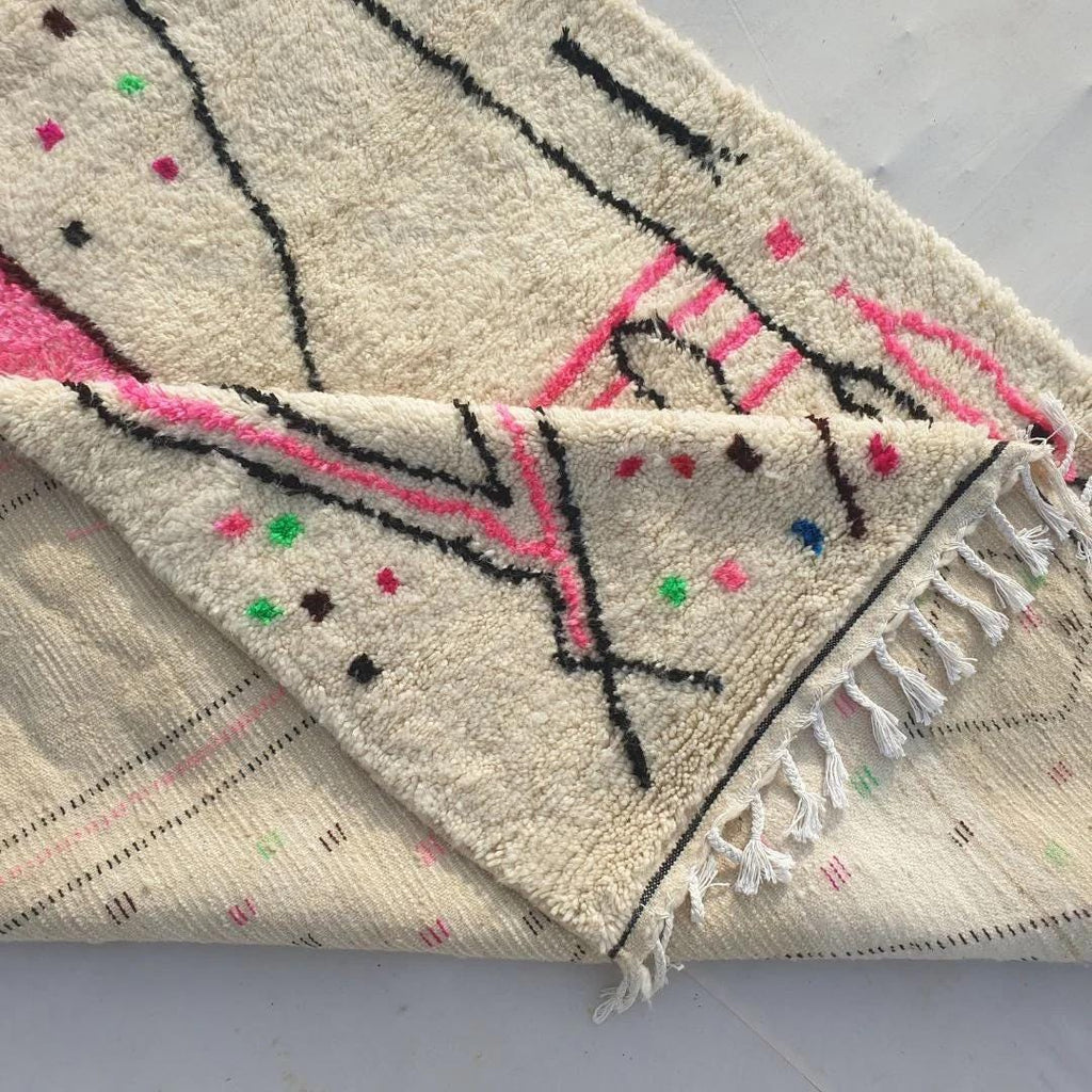 Handmade Azilal Berber Rug: Pink Moroccan Wool Rug