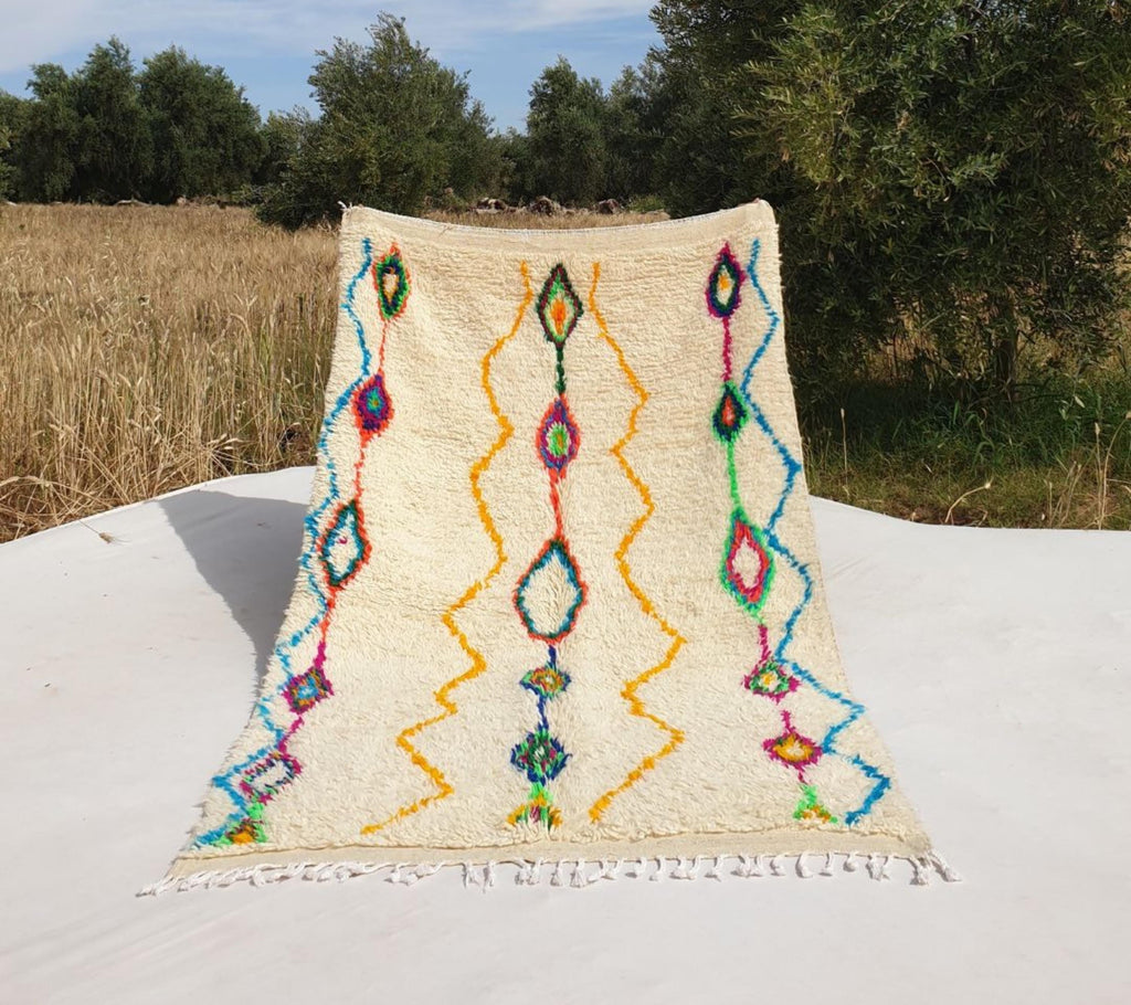 Handmade Moroccan Azilal Wool Rug: Vibrant Tribal Design