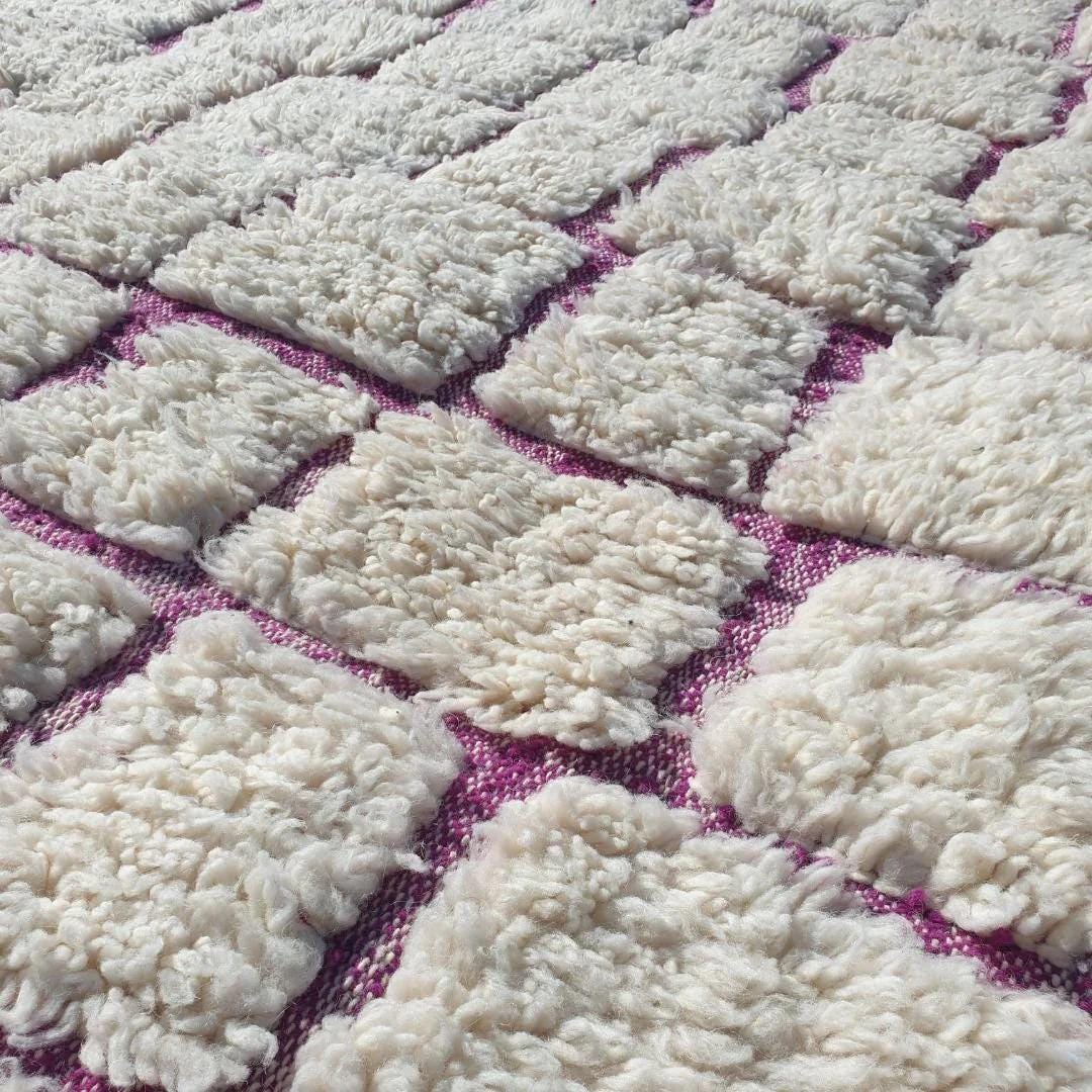 Handmade Wool Moroccan Shag Rug: White & Pink Beni Ourain Style