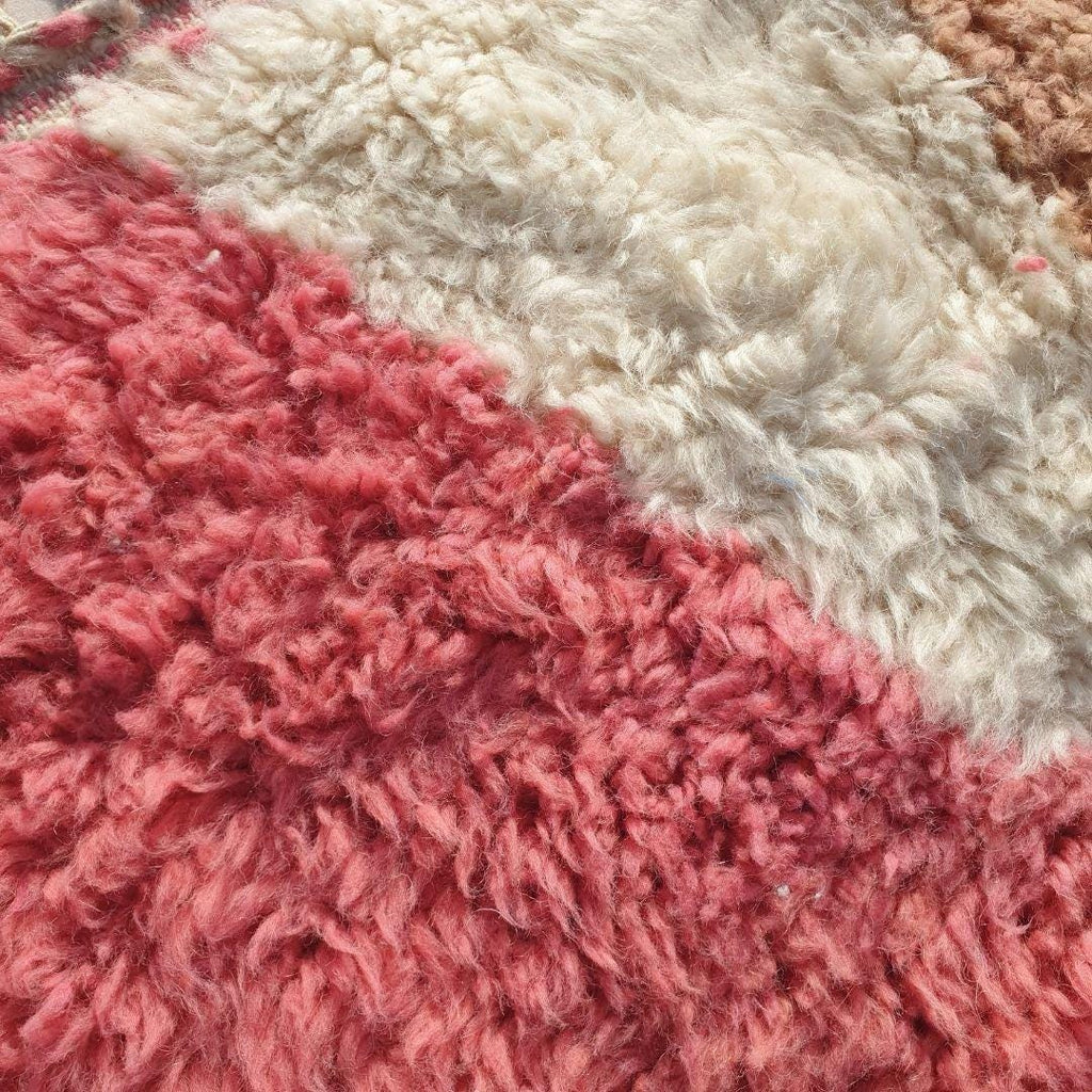 Handmade Shaggy Beni Ourain Wool Rug: Authentic Berber Style