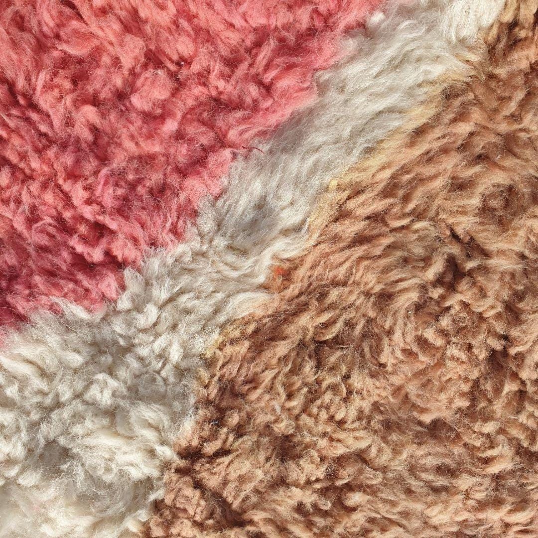 Handmade Shaggy Beni Ourain Wool Rug: Authentic Berber Style