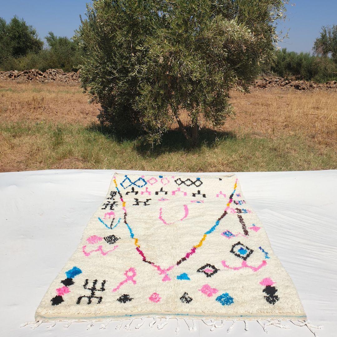 Handmade Wool Moroccan Rug: Beni Ourain Style Shag Carpet