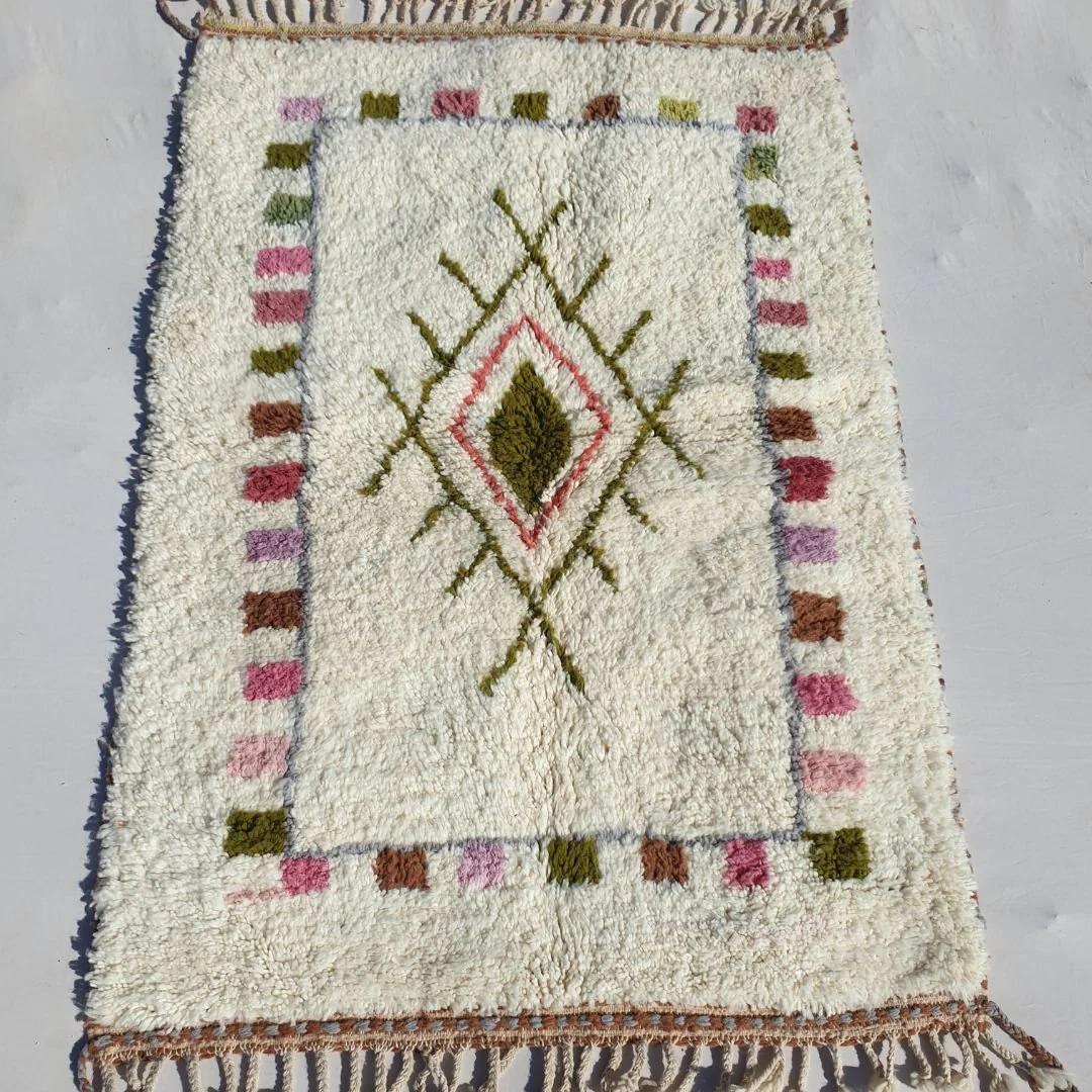 Hand-Knotted Moroccan Berber Rug: Beni Ourain Wool Carpet