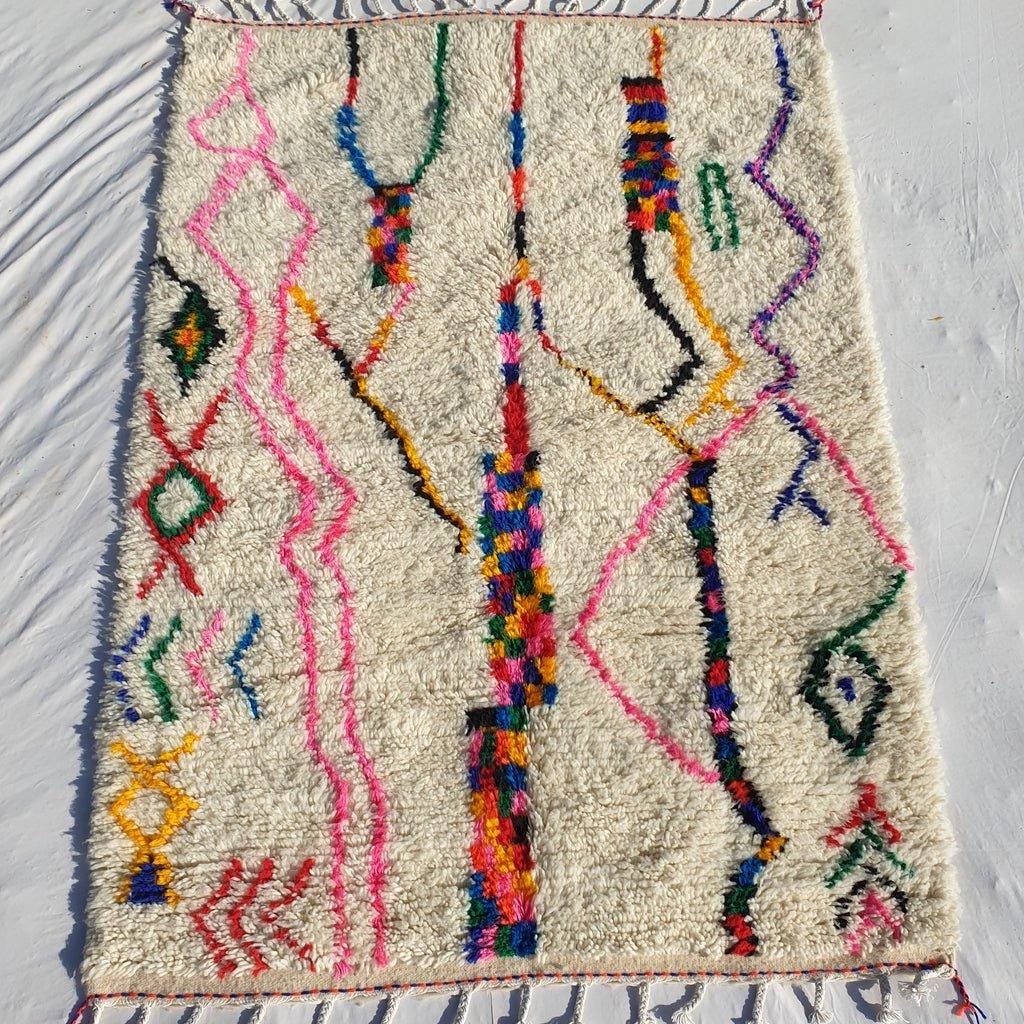 Handmade Beni Ourain Rug: Moroccan Shag Wool Area Rug