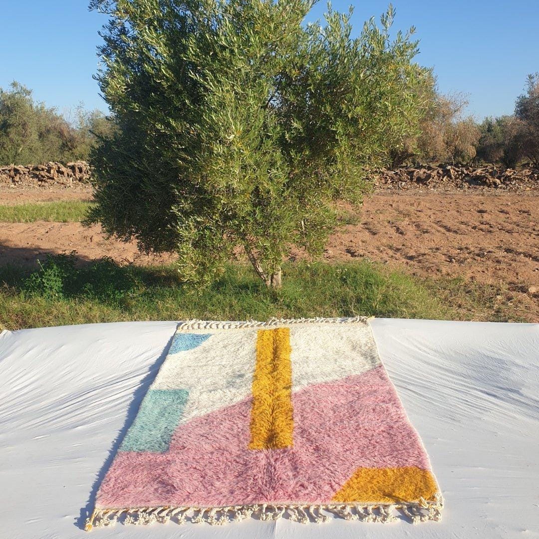 Handmade Beni Ourain Rug: Moroccan Shag Wool Carpet