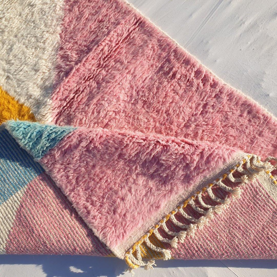 Handmade Beni Ourain Rug: Moroccan Shag Wool Carpet