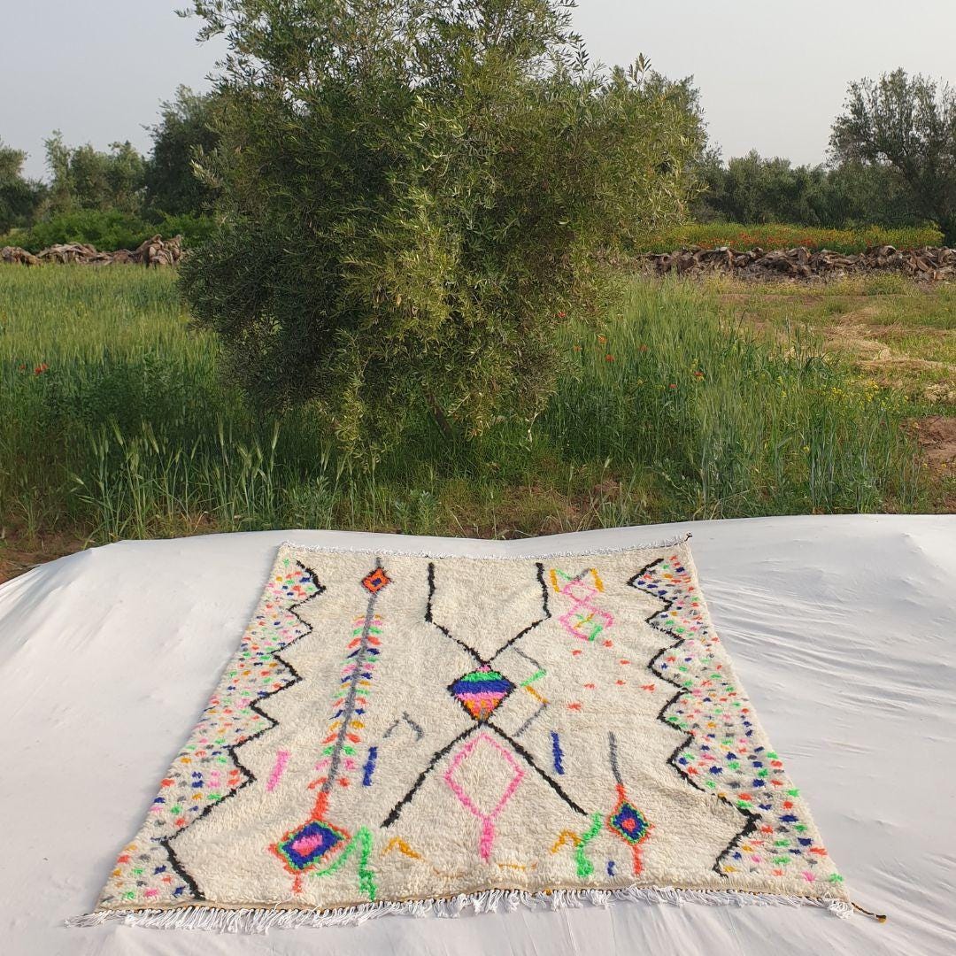 Handmade Wool Berber Rug: Authentic Moroccan Beni Ourain Rug