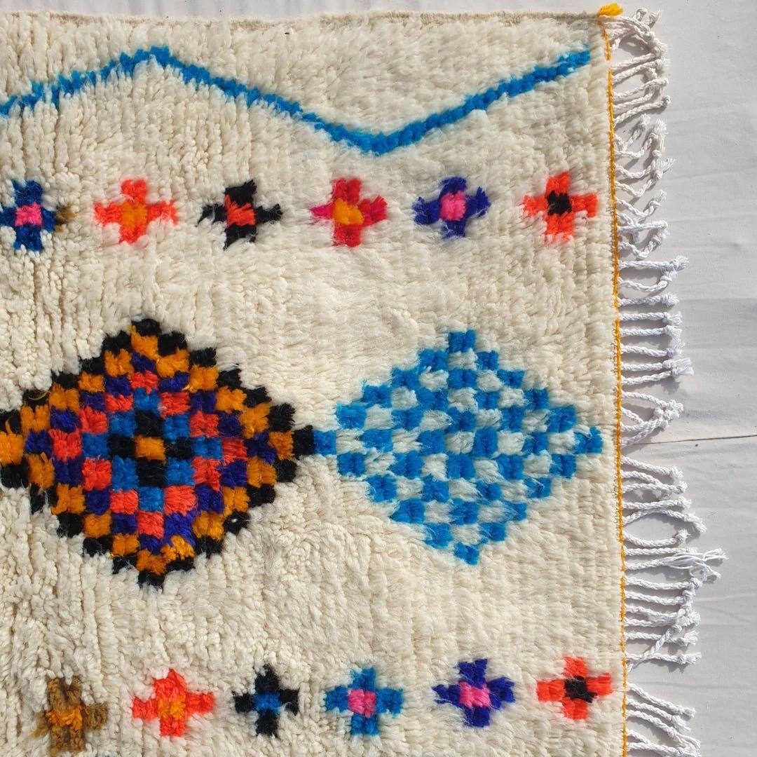 Handmade Moroccan Beni Ourain Rug: Shag Wool Berber Carpet