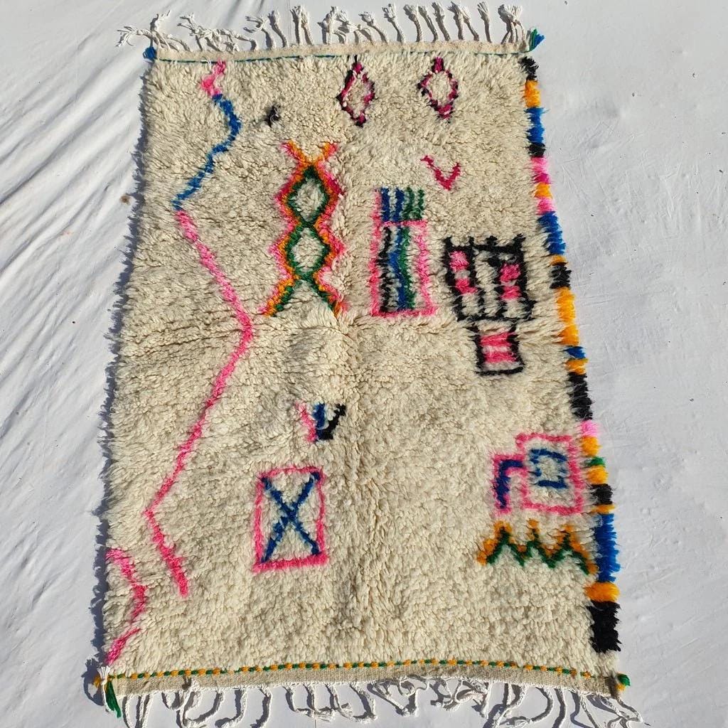 Handmade Wool Beni Ourain Rug: Authentic Moroccan Berber Carpet