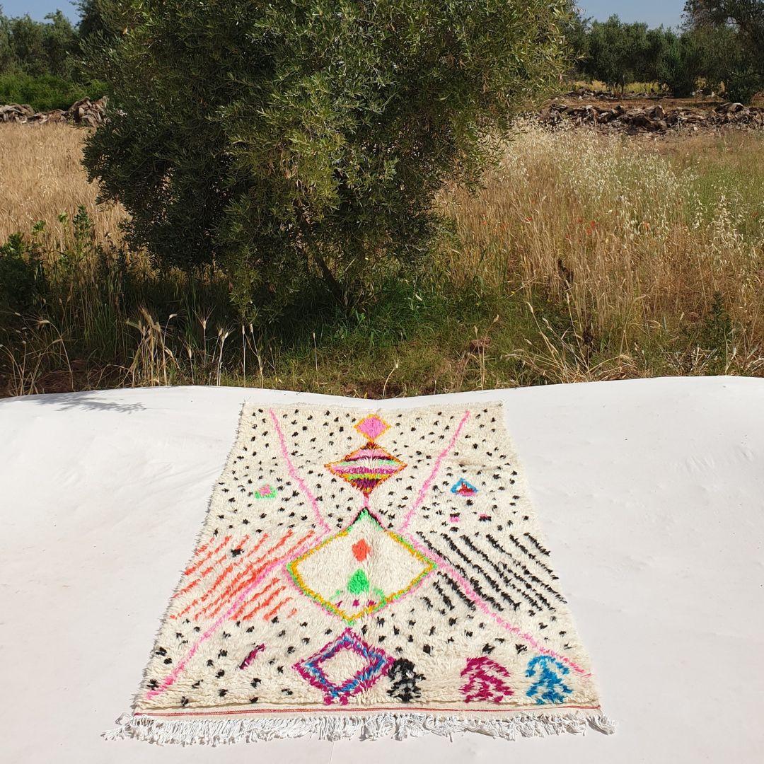 Handmade Beni Ourain Rug: Moroccan Berber Shag Rug