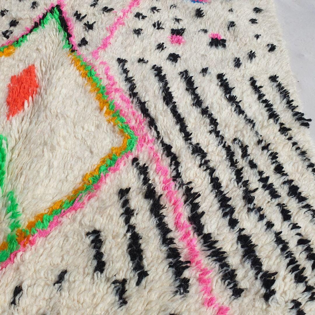 Handmade Beni Ourain Rug: Moroccan Berber Shag Rug