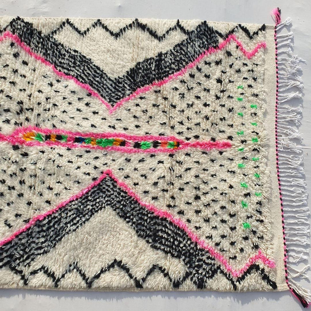 Handmade Beni Ourain Rug: Genuine Lamb Wool Moroccan Berber Carpet