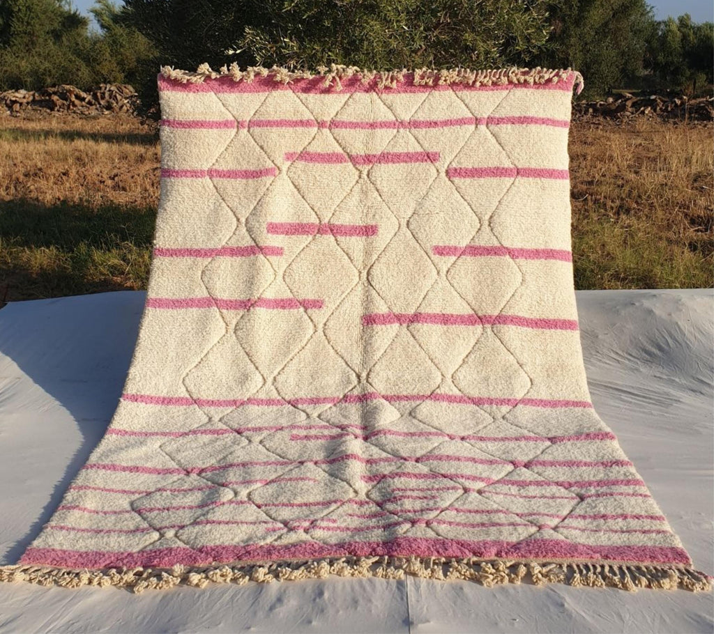 Mariam, White and Pink Moroccan Rug