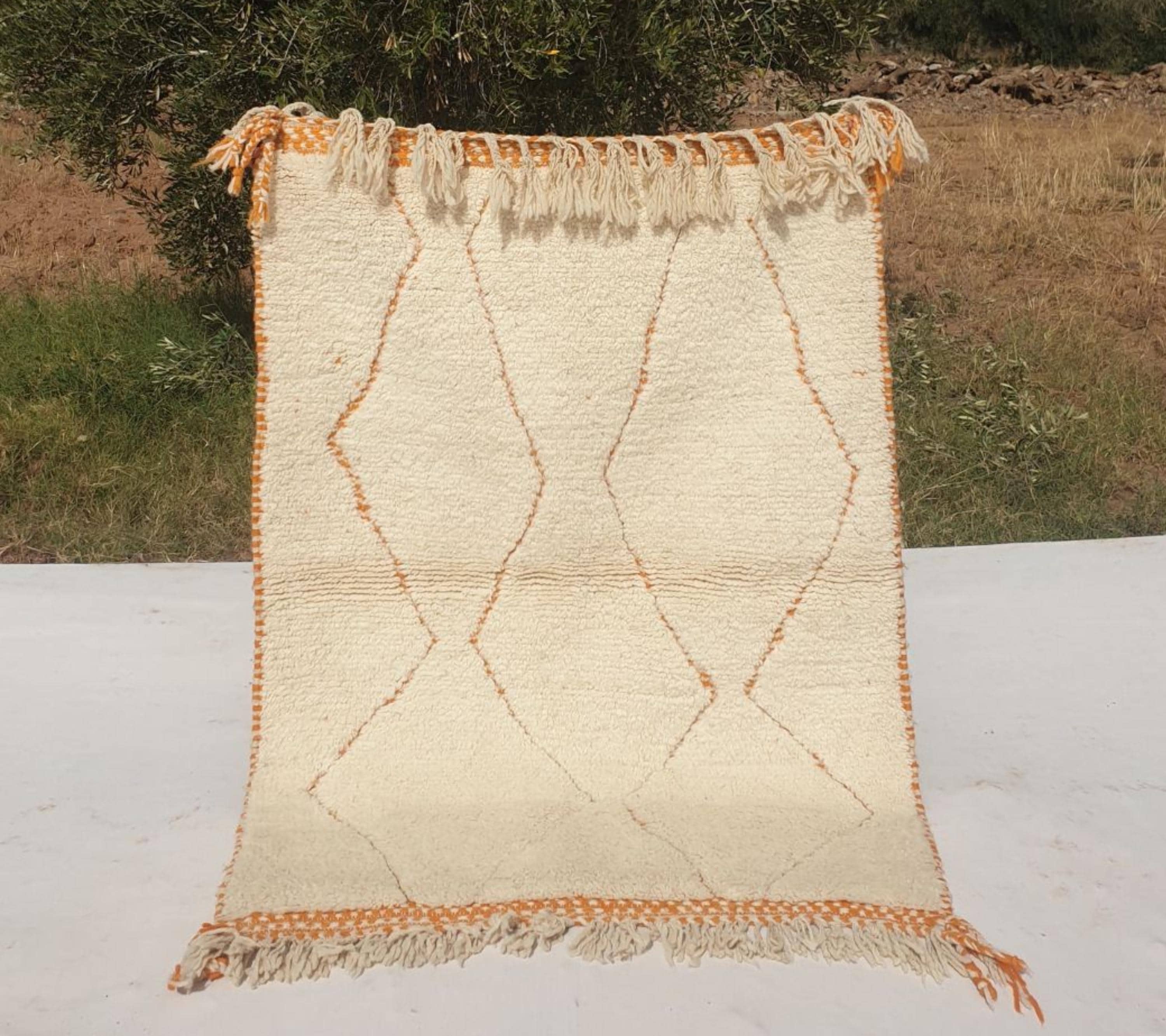 Manar, Yellow White Moroccan Berber Carpet