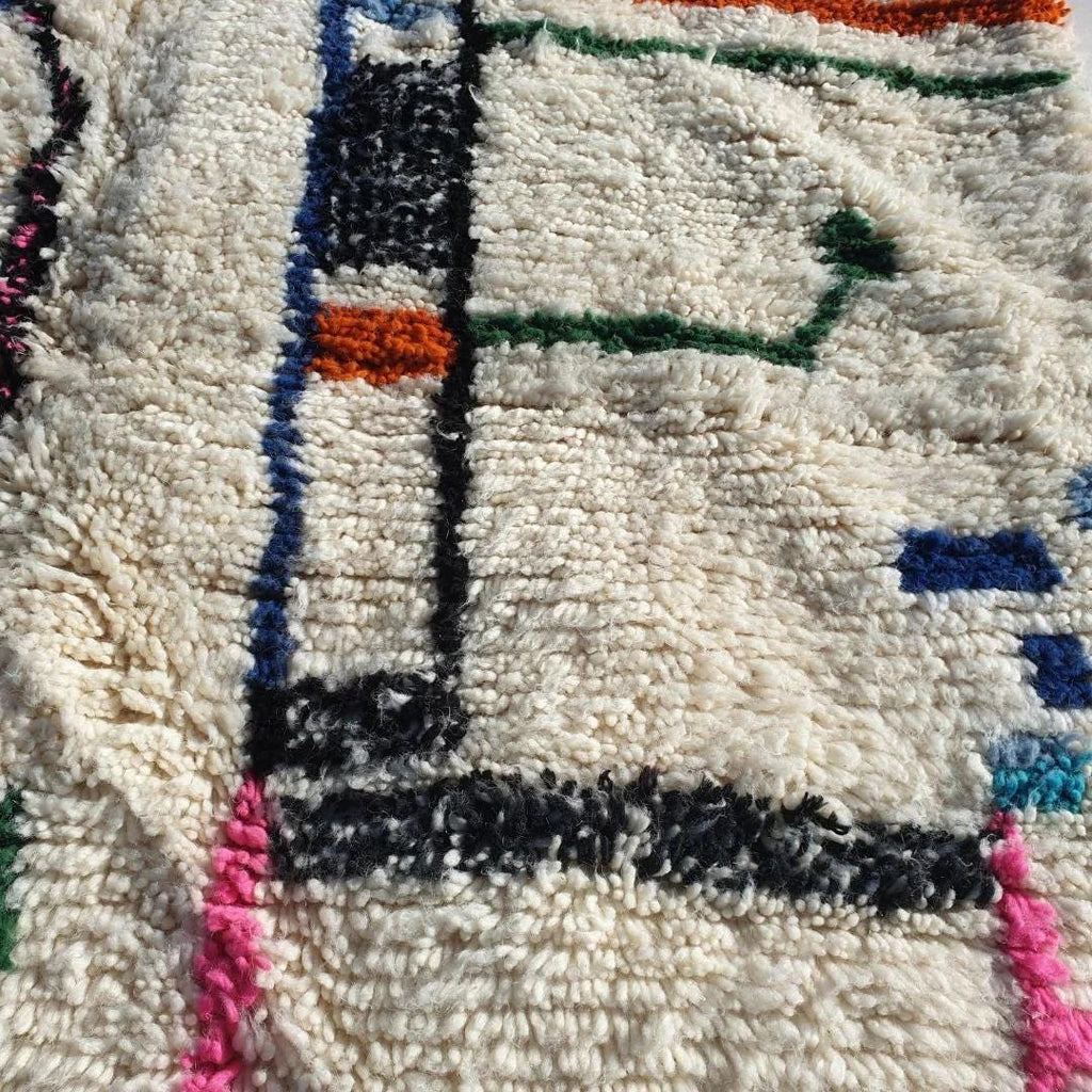 Handmade Azilal Berber Rug: Moroccan Wool Shaggy Carpet