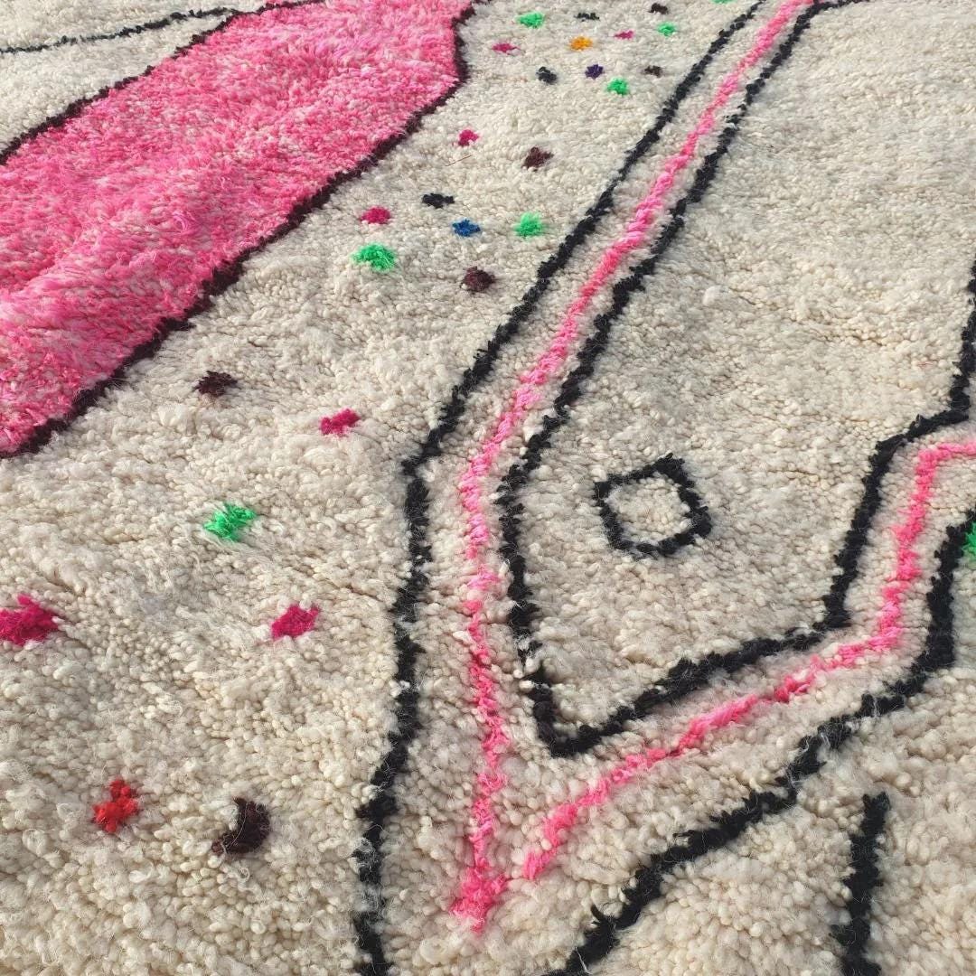 Handmade Azilal Berber Rug: Pink Moroccan Wool Rug
