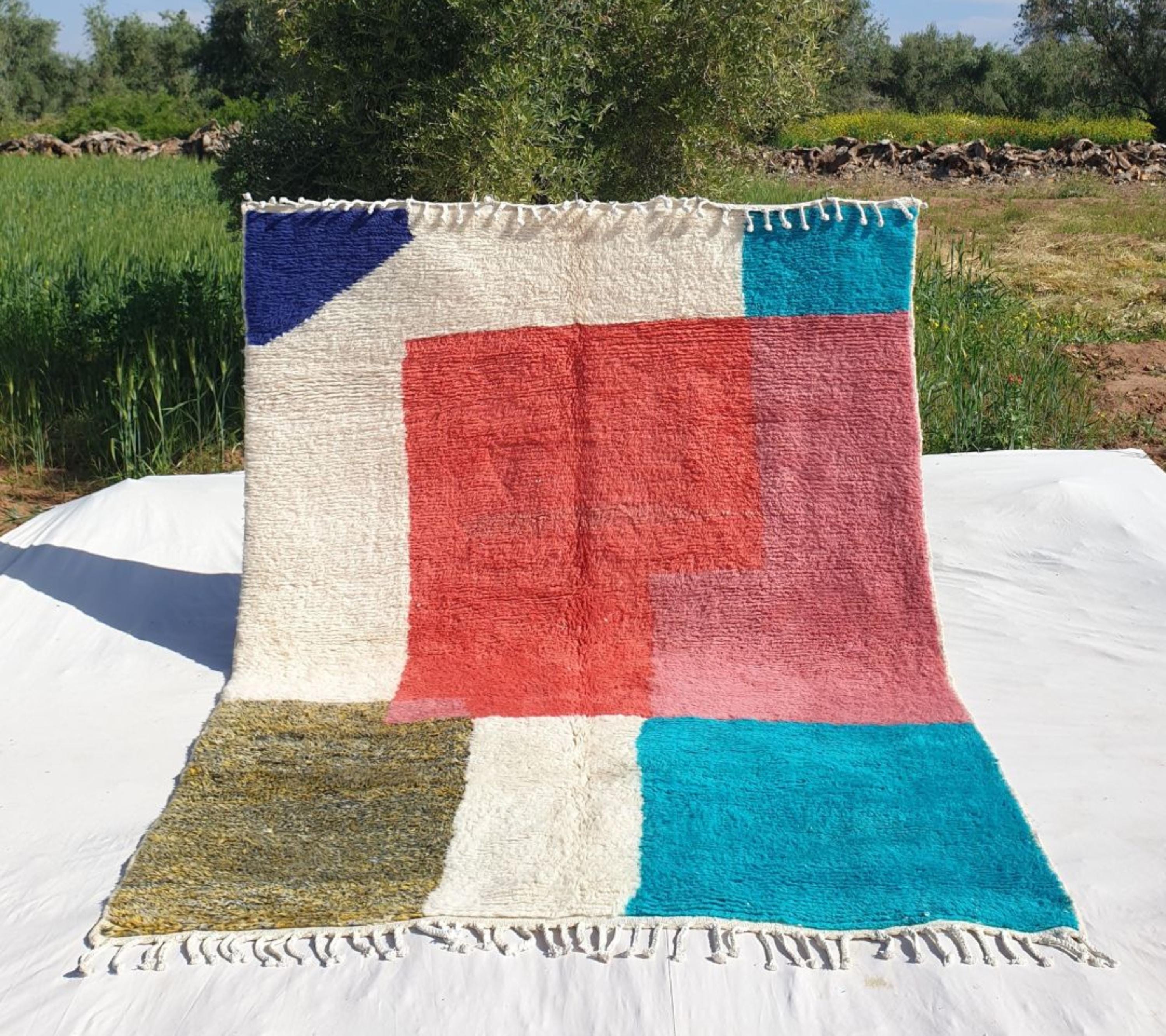 Handmade Beni Ourain Wool Rug: Colorful Shag Moroccan Carpet