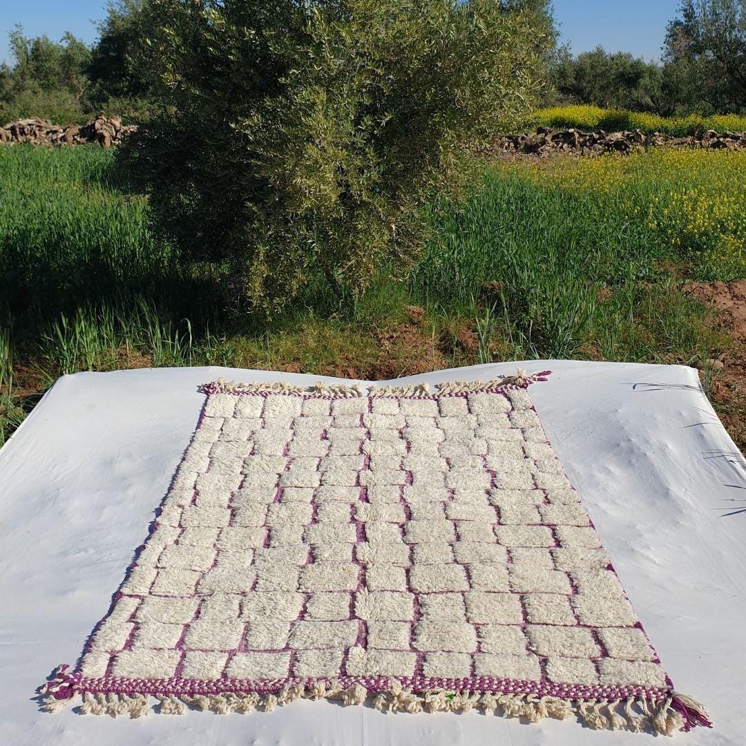 Handmade Wool Moroccan Shag Rug: White & Pink Beni Ourain Style
