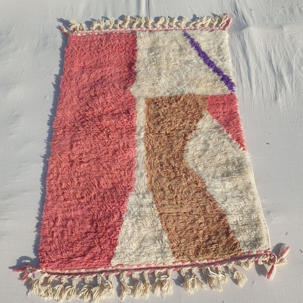 Handmade Shaggy Beni Ourain Wool Rug: Authentic Berber Style