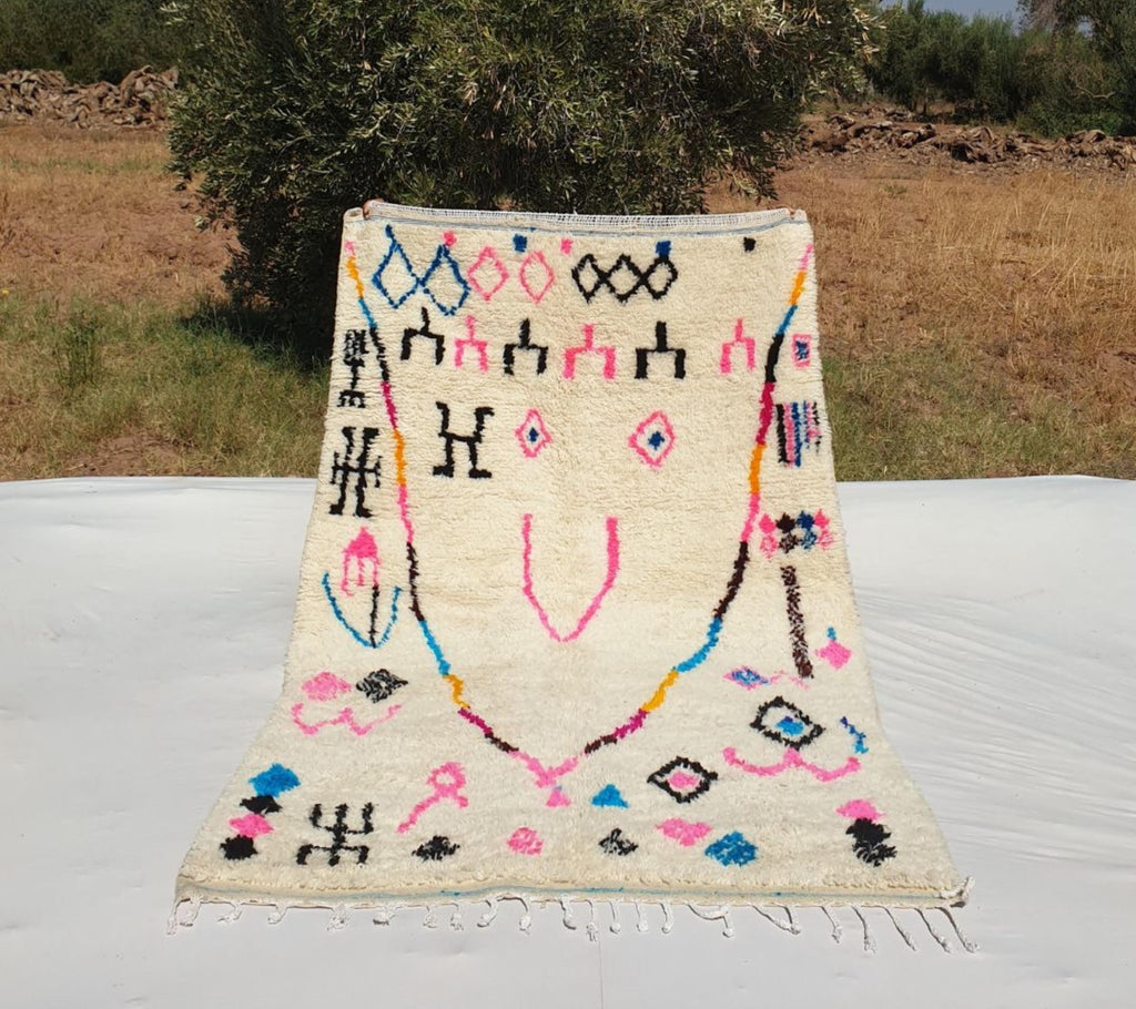 Handmade Wool Moroccan Rug: Beni Ourain Style Shag Carpet