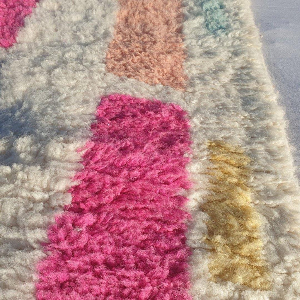 Handmade Beni Ourain Rug: Shaggy White Moroccan Wool Carpet
