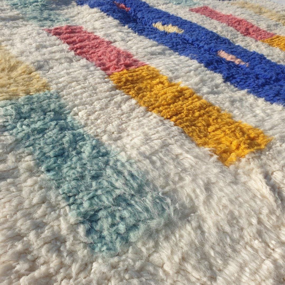 Handmade Beni Ourain Rug: Shaggy White Moroccan Wool Carpet