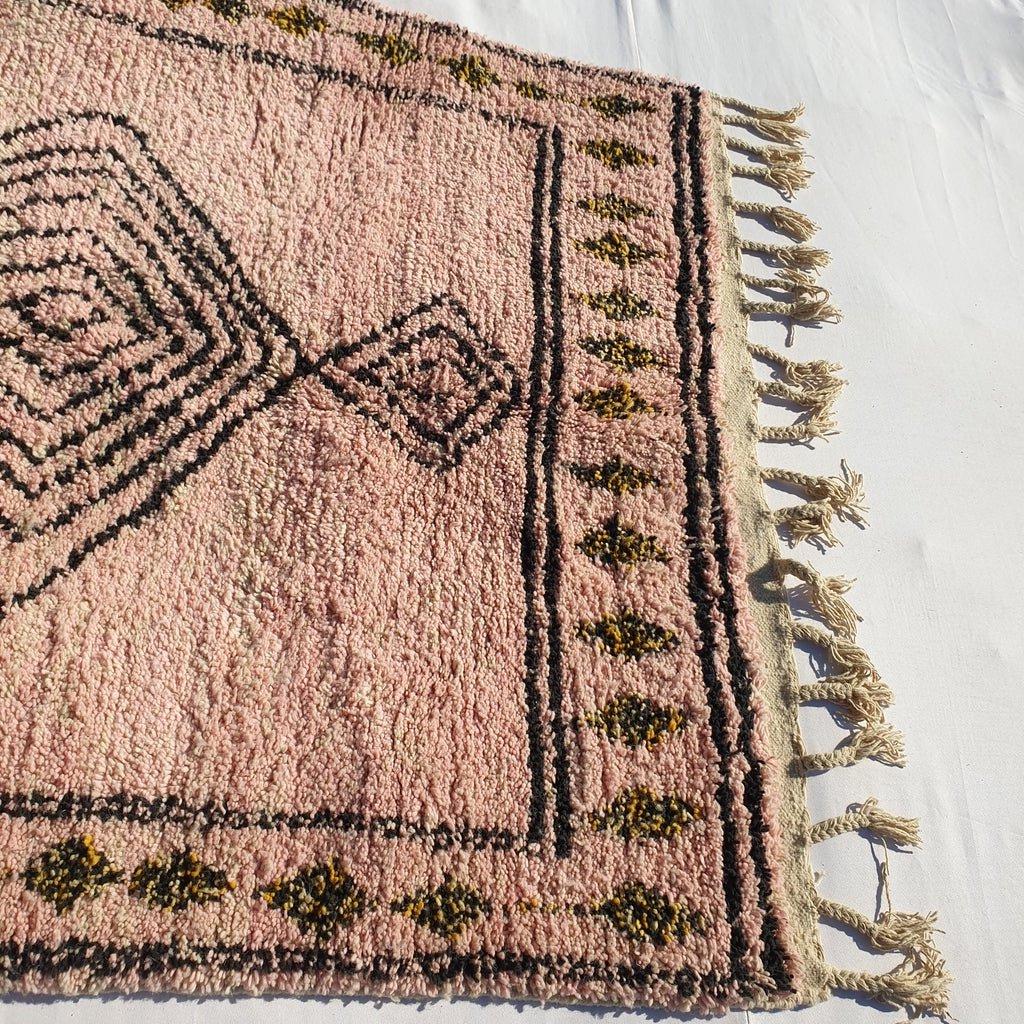 Handmade Beni Ourain Moroccan Rug: Peach Shaggy Wool Carpet
