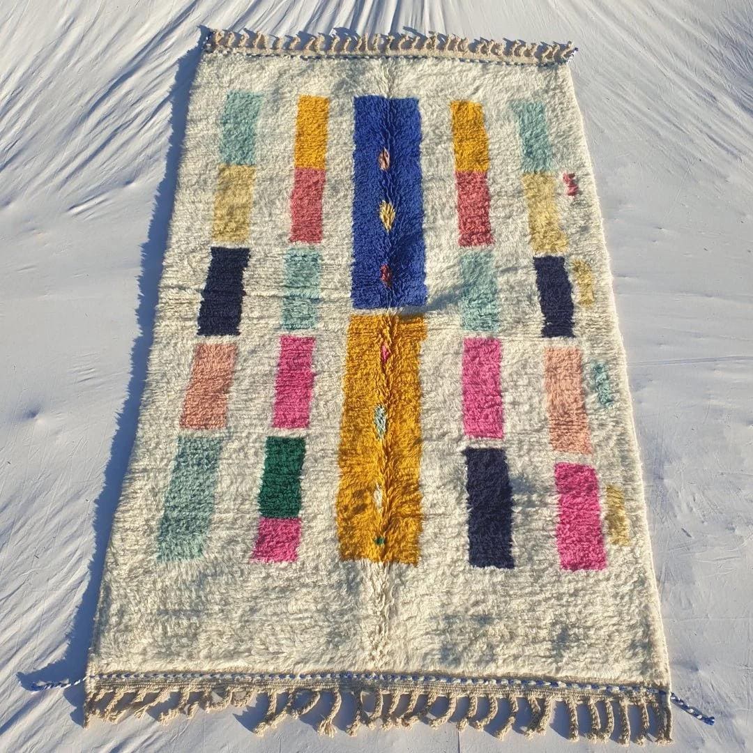 Handmade Beni Ourain Rug: Shaggy White Moroccan Wool Carpet