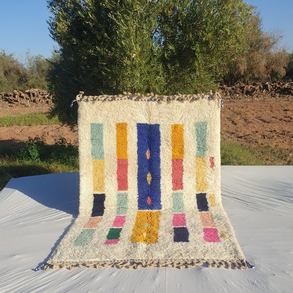 Handmade Beni Ourain Rug: Shaggy White Moroccan Wool Carpet