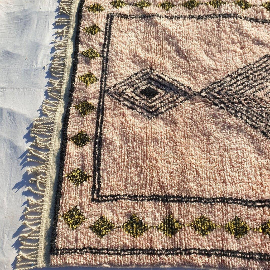 Handmade Beni Ourain Wool Rug: Peach Moroccan Shag Carpet