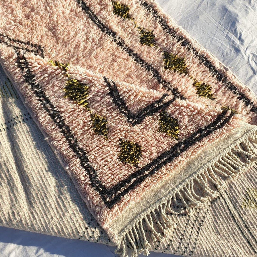 Handmade Beni Ourain Wool Rug: Peach Moroccan Shag Carpet