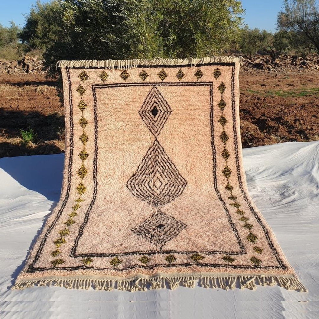 Handmade Beni Ourain Wool Rug: Peach Moroccan Shag Carpet