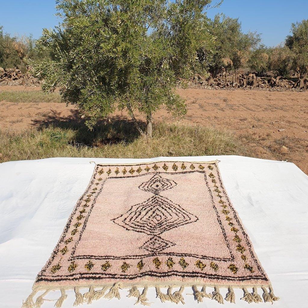 Handmade Beni Ourain Moroccan Rug: Peach Shaggy Wool Carpet