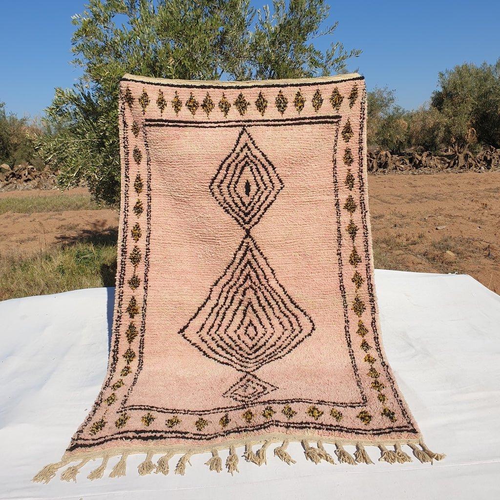 Handmade Beni Ourain Moroccan Rug: Peach Shaggy Wool Carpet
