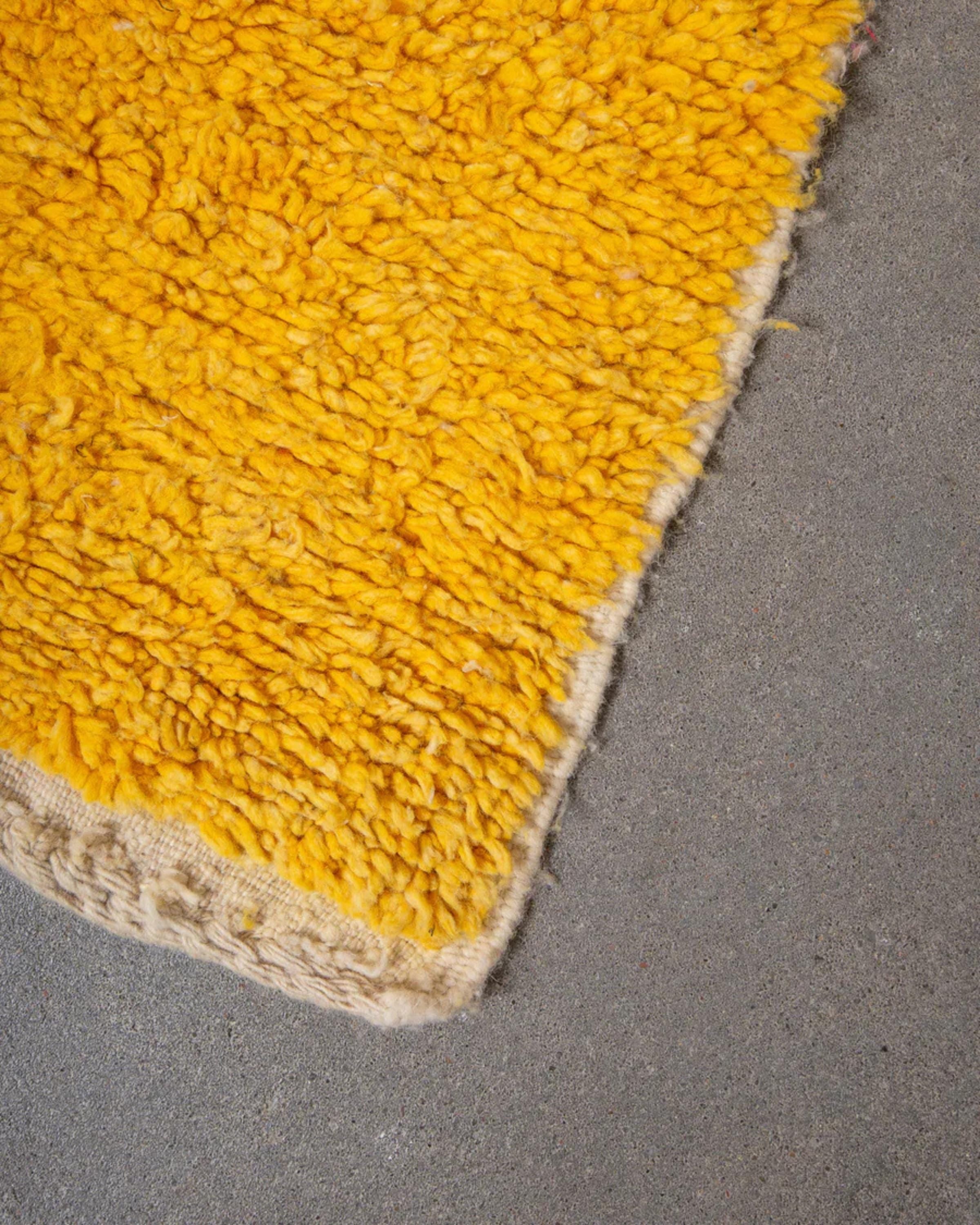 Handwoven Moroccan Shag Rug: Plush Bohemian Style, Custom Size