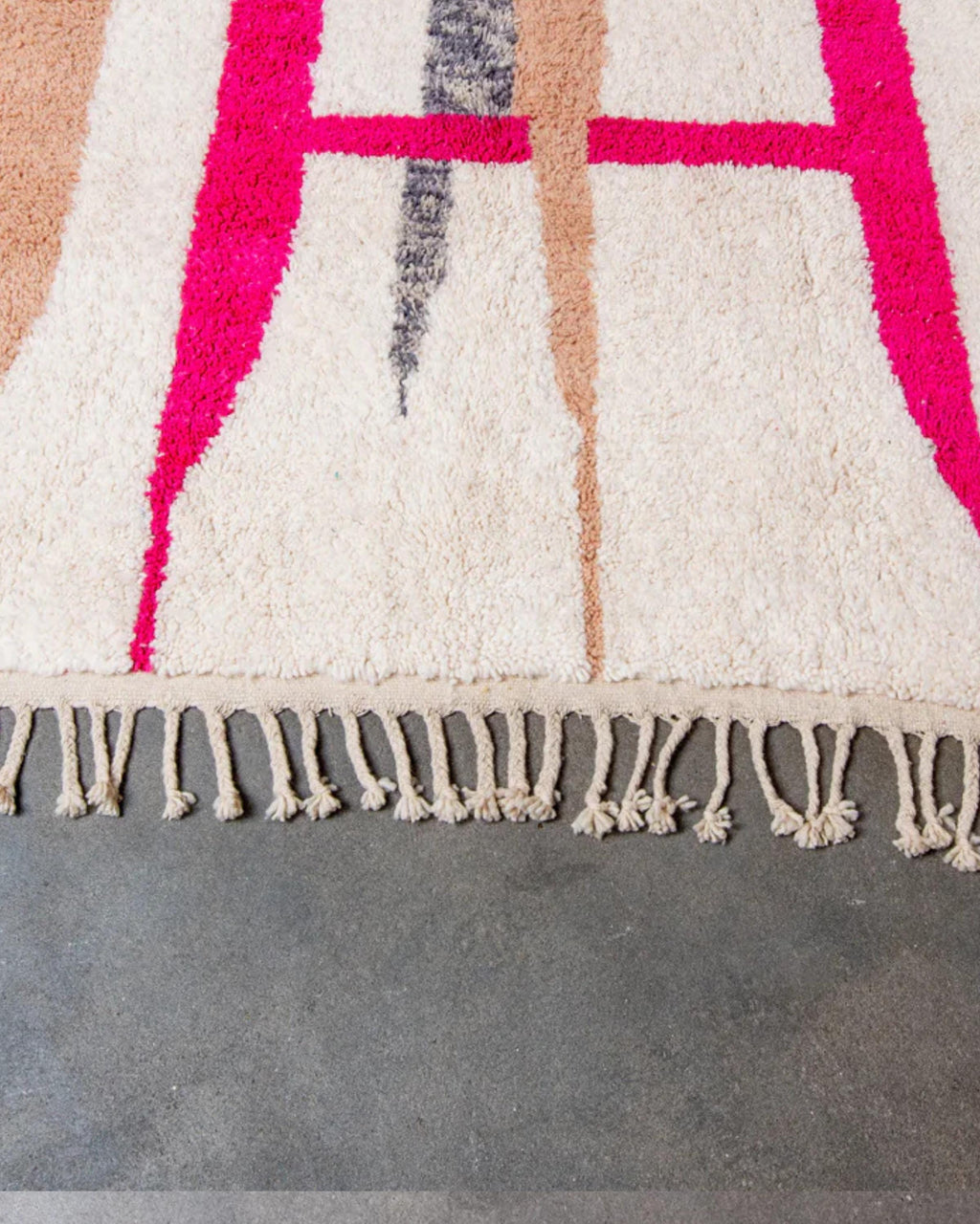 Handmade Wool Berber Rug: Custom Moroccan Azilal Rug
