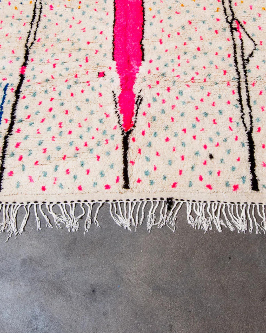 Handmade Beni Ourain Berber Rug: Moroccan White Wool, Azilal Style