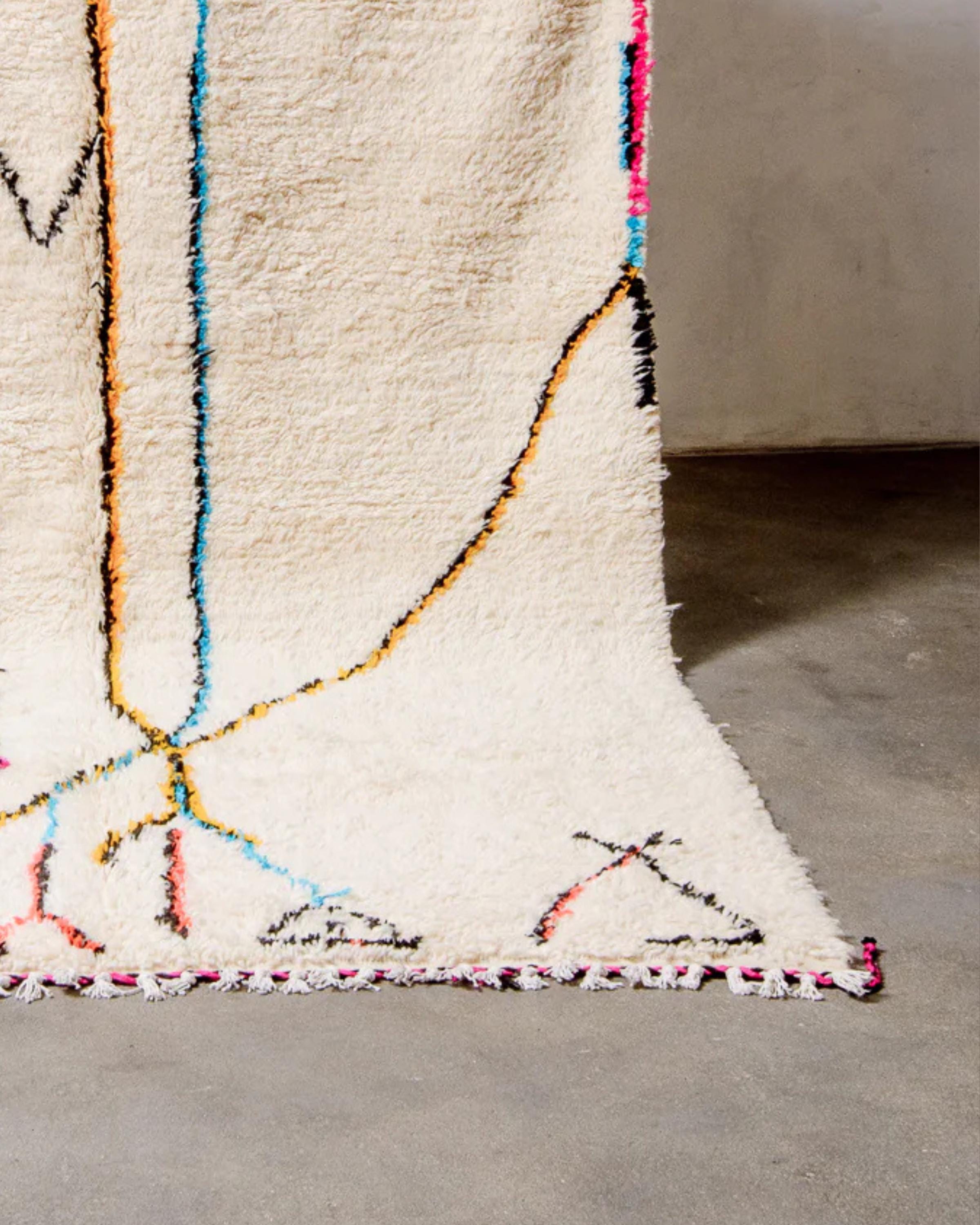 Handmade Beni Ourain Rug: White Moroccan Berber Wool Shag Rug
